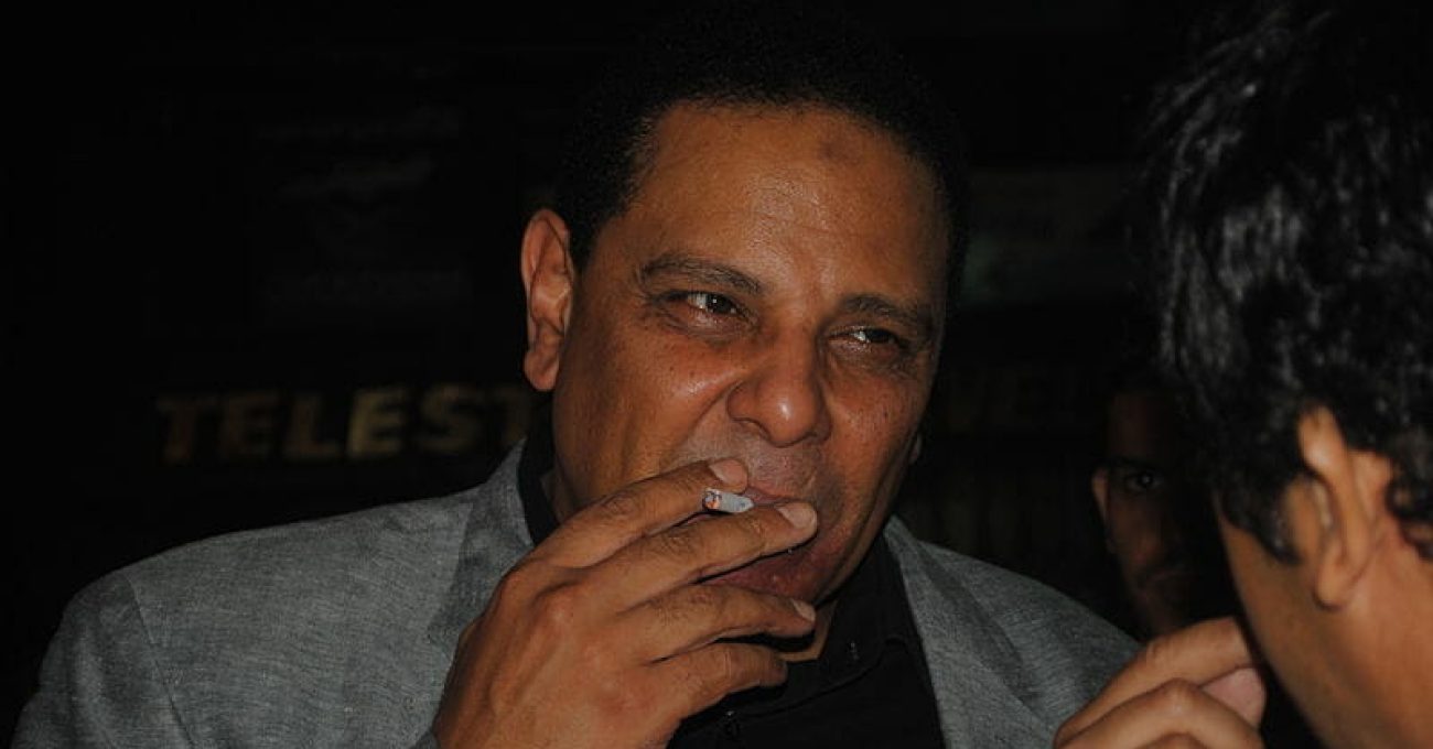 800px-Alaa_Al_Aswany
